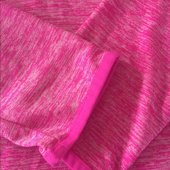 NWT Under Armour dryfit hoodie - Picture 4 of 5